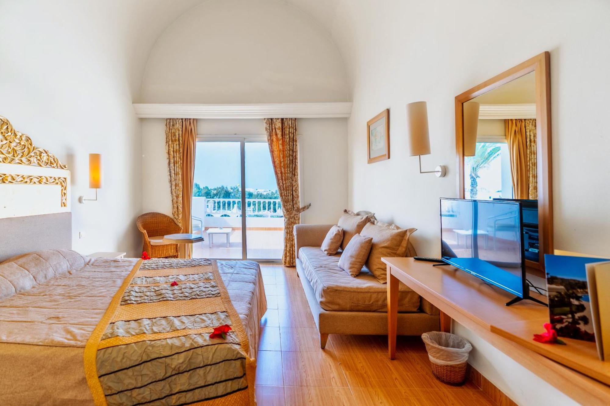 Iris Hotel & Thalasso Mezraia Bagian luar foto