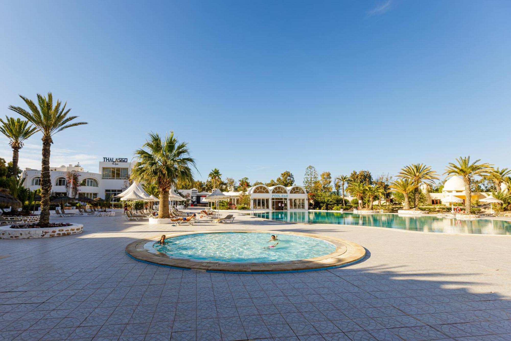 Iris Hotel & Thalasso Mezraia Bagian luar foto