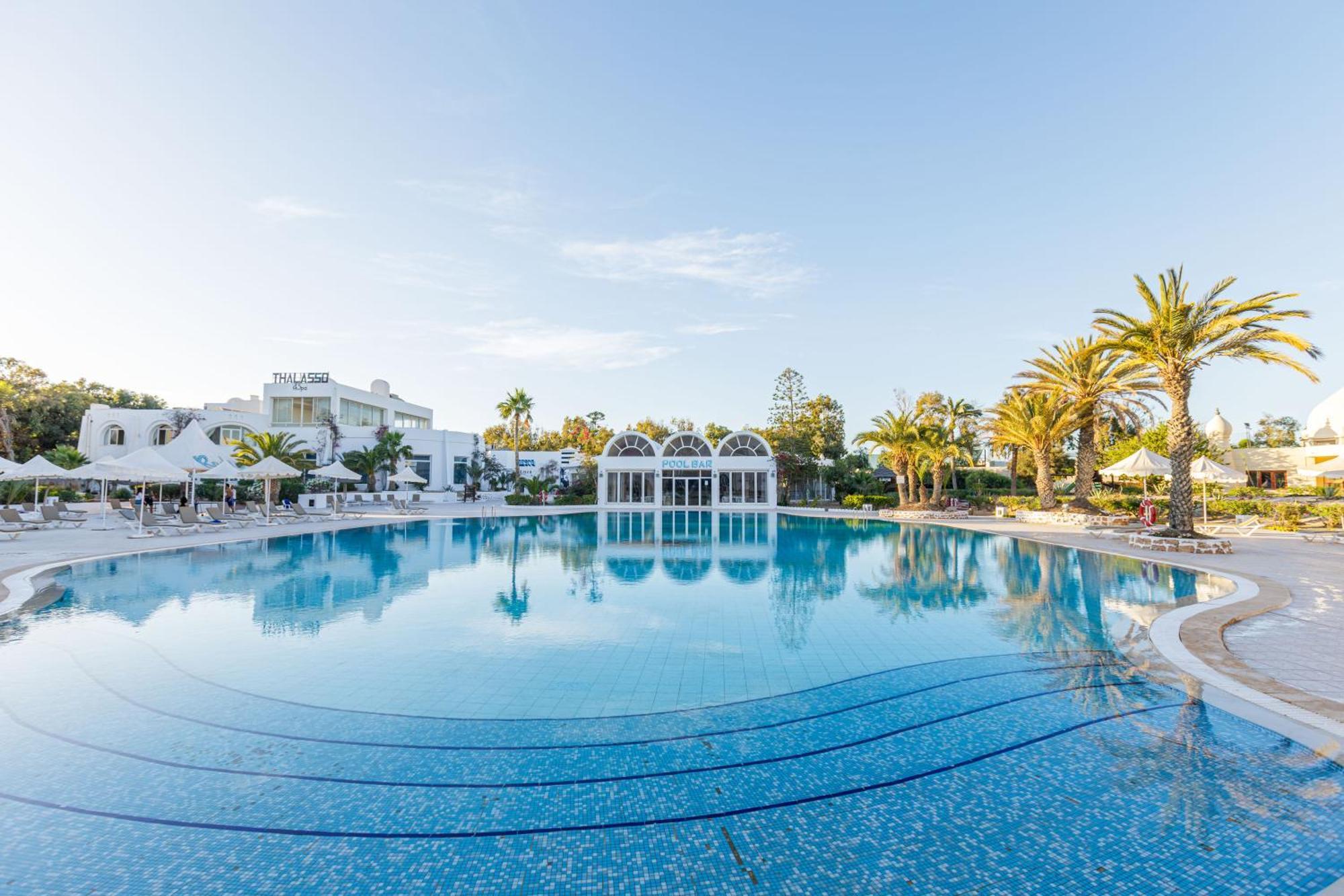Iris Hotel & Thalasso Mezraia Bagian luar foto